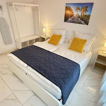 Stillvoll Neubau-Appart Nahe Legoland Und Fachklinik Ichenhausen Esterno foto